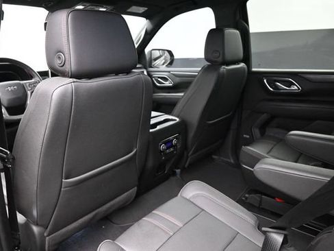 Used 2024 Chevrolet Tahoe RST w/ Luxury Package RWD image 19