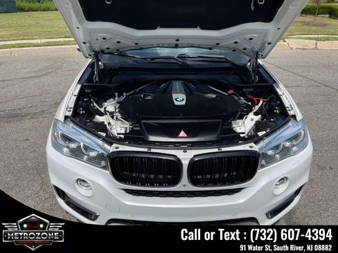 Used 2017 BMW X5 xDrive50i w/ Executive Package AWD/4WD image 31