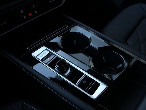 New 2026 Volkswagen Atlas SE image 17