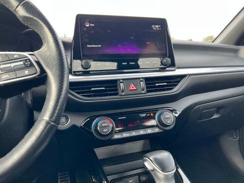 Used 2022 Kia Forte GT-Line w/ GT-Line Technology Package image 23