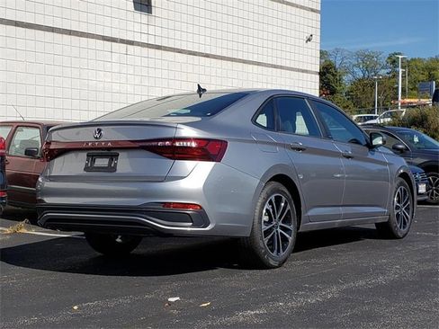 New 2026 Volkswagen Jetta Sport image 3