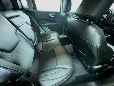 Used 2018 Jeep Compass Latitude w/ Cold Weather Group image 24