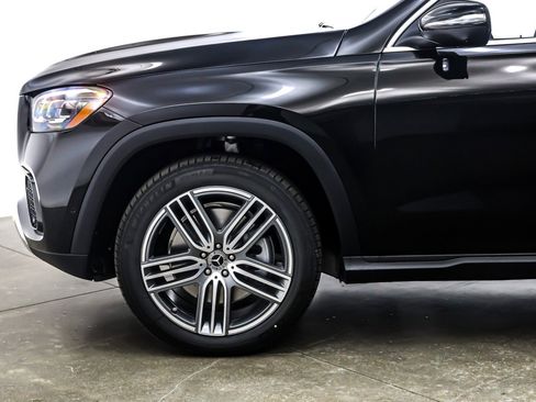 New 2026 Mercedes-Benz GLS 450 4MATIC image 10