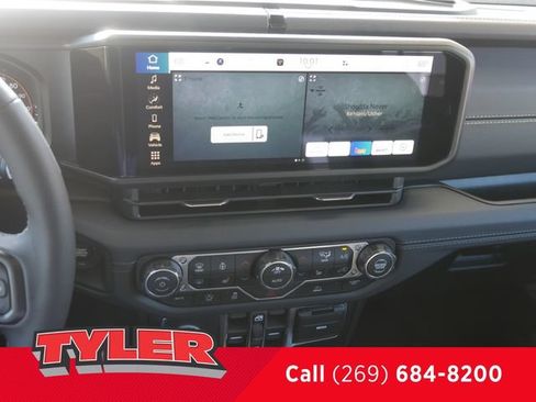 New 2026 Jeep Gladiator Sport AWD/4WD image 44
