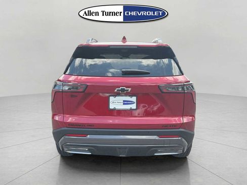 New 2026 Chevrolet Equinox ACTIV AWD/4WD image 5
