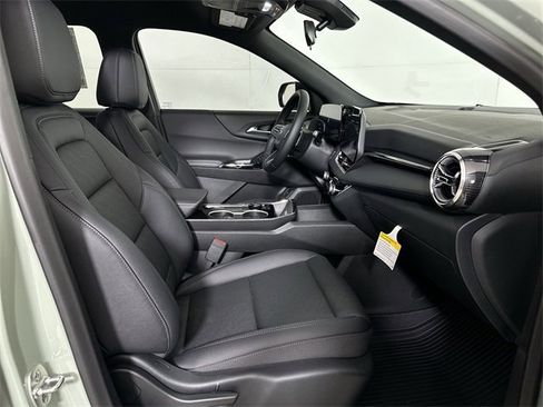 New 2026 Chevrolet Equinox LT w/ Convenience Package II image 28