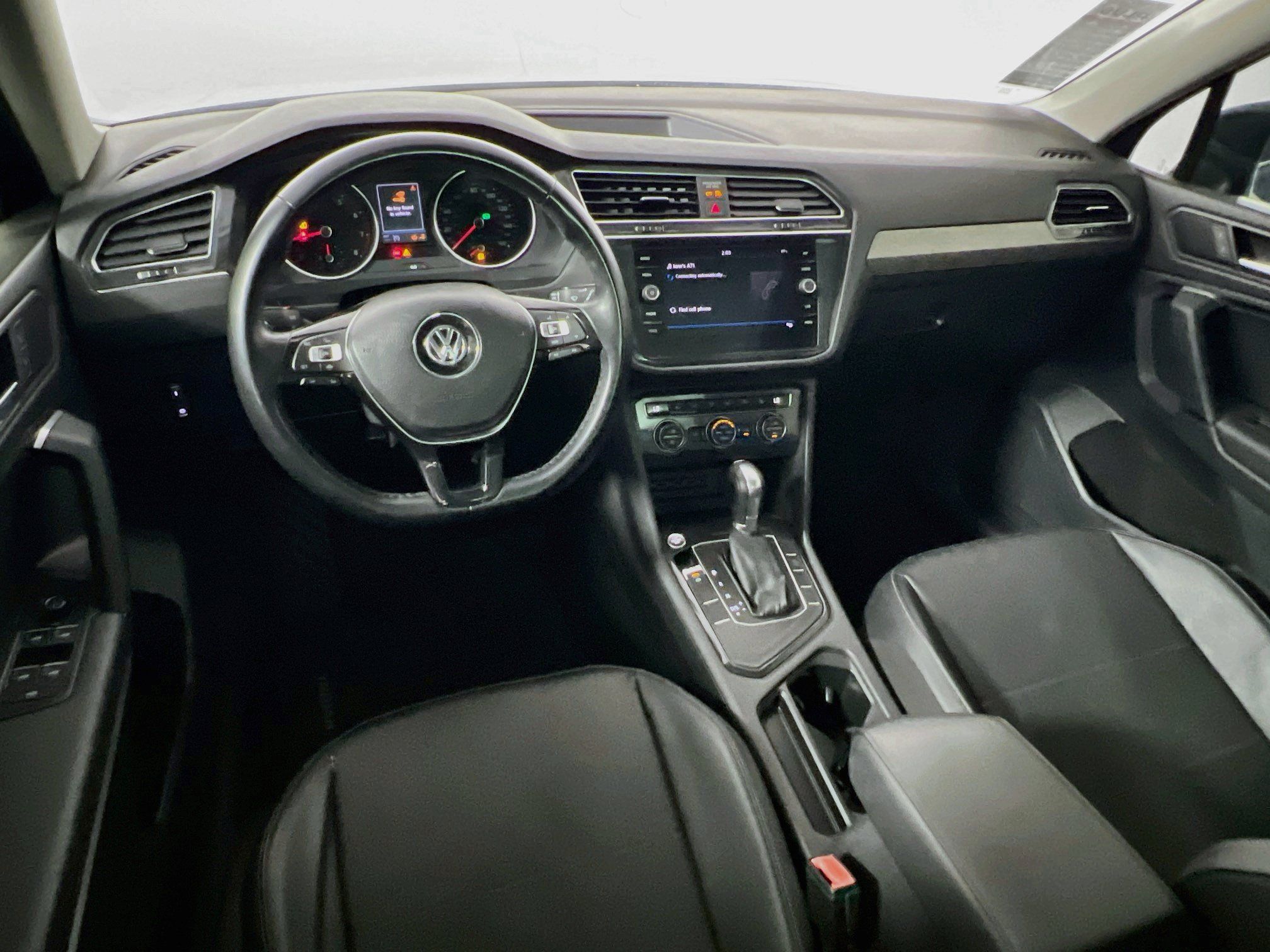 Used 2019 Volkswagen Tiguan SE w/ Panoramic Sunroof Package FWD image 29