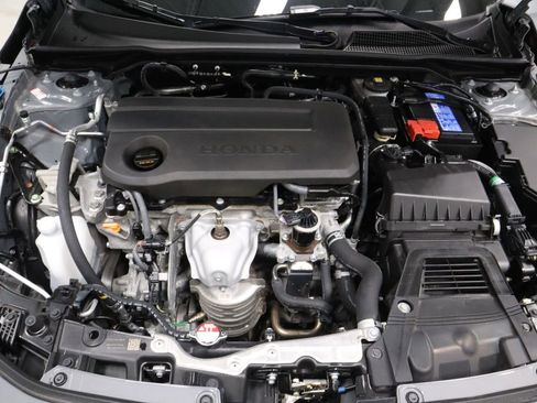 Used 2025 Honda Civic Sport image 12