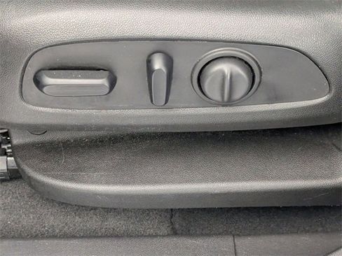 Used 2020 Chevrolet Equinox Premier image 15