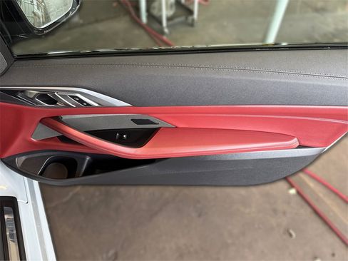 Used 2023 BMW M440i Convertible w/ Premium Package image 27