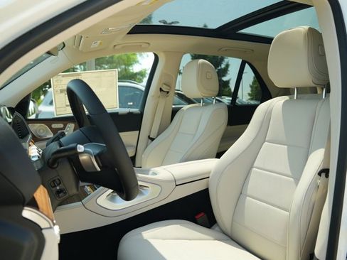 Certified 2026 Mercedes-Benz GLE 350 4MATIC image 46