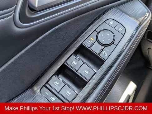 Used 2021 Nissan Rogue SV w/ Premium Package AWD/4WD image 23