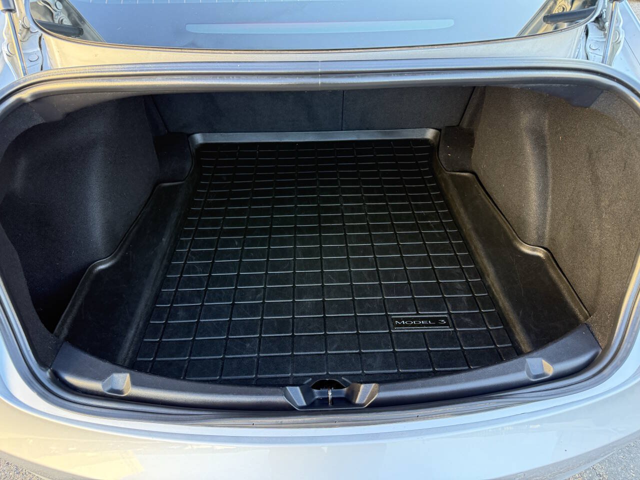 Used 2018 Tesla Model 3 Performance AWD/4WD image 16
