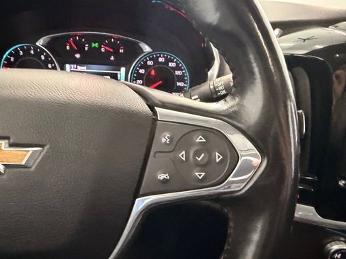 Used 2019 Chevrolet Traverse RS image 23