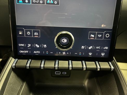 New 2026 GMC Terrain Elevation w/ Elevation Premium Package image 17