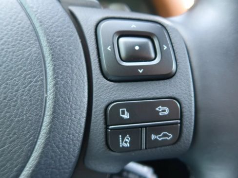 Used 2025 Lexus IS 300 F Sport AWD/4WD image 37