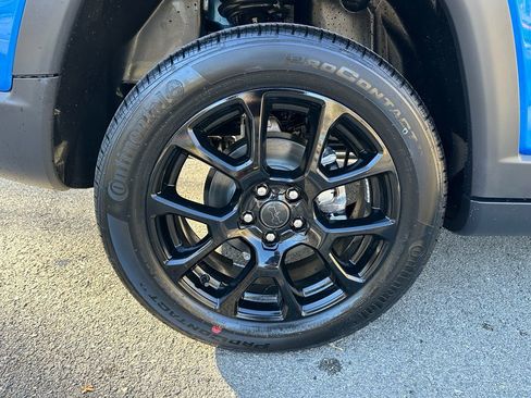 New 2026 Jeep Compass Latitude w/ Sun and Sound Group image 35