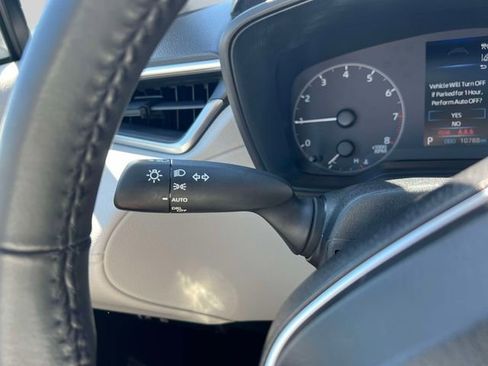 Used 2023 Toyota Corolla Cross LE w/ Moonroof Package image 28