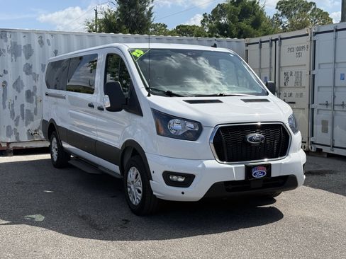 Used 2025 Ford Transit 350 XLT RWD image 2