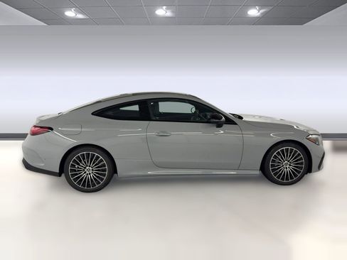 New 2026 Mercedes-Benz CLE 300 4MATIC Coupe image 8