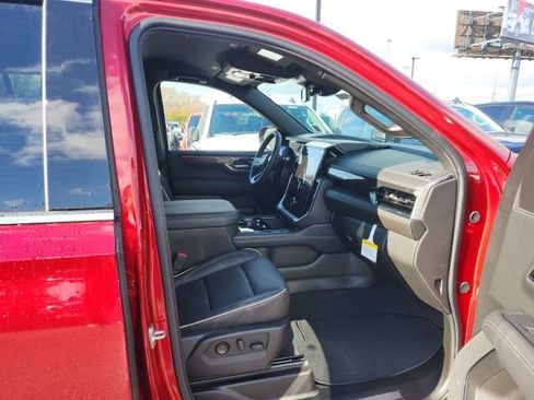 New 2026 GMC Yukon Elevation image 16