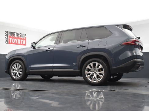 Used 2025 Toyota Grand Highlander AWD Hybrid image 35