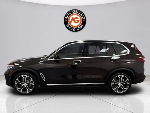 Used 2023 BMW X5 xDrive40i w/ Premium Package AWD/4WD image 6