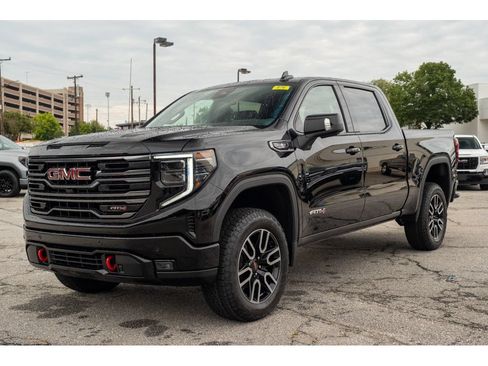 New 2026 GMC Sierra 1500 AT4 w/ AT4 Premium Package AWD/4WD image 4