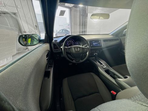 Used 2019 Honda HR-V Sport image 22