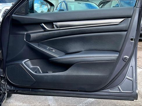 Used 2020 Honda Accord Sport image 21