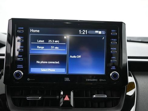 Used 2022 Toyota Corolla Cross XLE w/ Convenience Package image 20