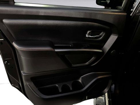 Used 2021 Nissan Titan PRO-4X w/ Pro-4x Convenience Package image 35