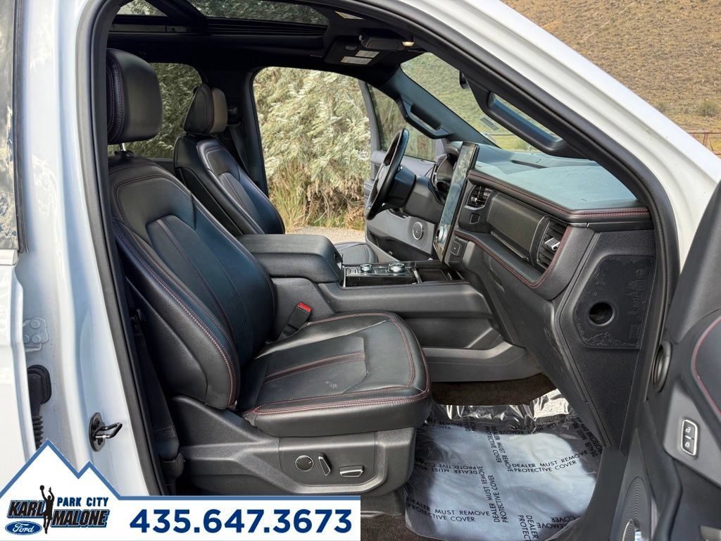 Used 2022 Ford Expedition Max Limited AWD/4WD image 40