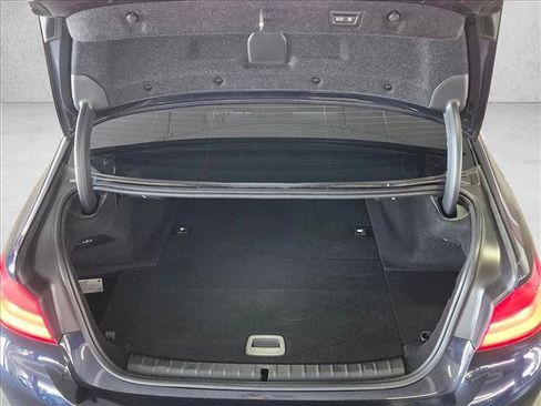 Used 2018 BMW 530e w/ Premium Package 2 RWD image 6