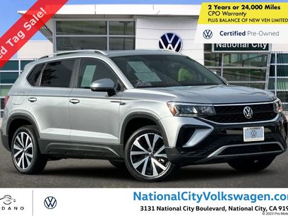 Certified 2022 Volkswagen Taos SE w/ Panoramic Sunroof Package