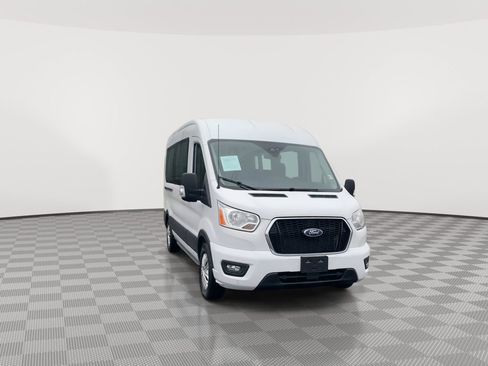 Used 2022 Ford Transit 350 XLT image 3