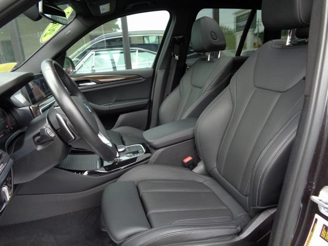 Used 2023 BMW X3 xDrive30i AWD/4WD image 9