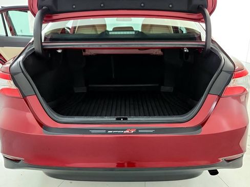 Certified 2018 Toyota Camry LE FWD image 20