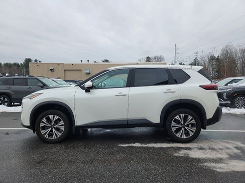 Used 2023 Nissan Rogue SV AWD/4WD image 6