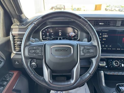Used 2025 GMC Sierra 1500 Denali Ultimate AWD/4WD image 37