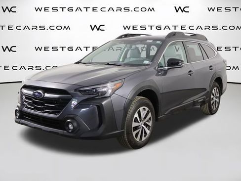 Used 2025 Subaru Outback Premium AWD/4WD image 1