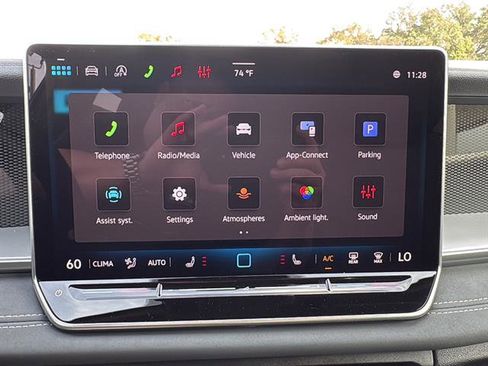 New 2026 Volkswagen Tiguan SE R-Line FWD image 20