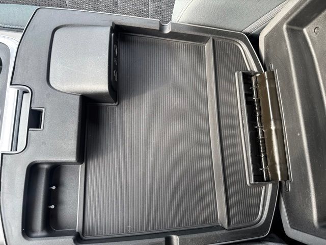 Used 2018 RAM 1500 Big Horn AWD/4WD image 42