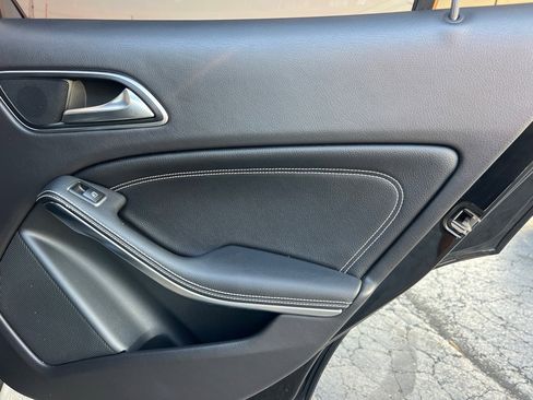 Used 2019 Mercedes-Benz GLA 250 4MATIC image 15