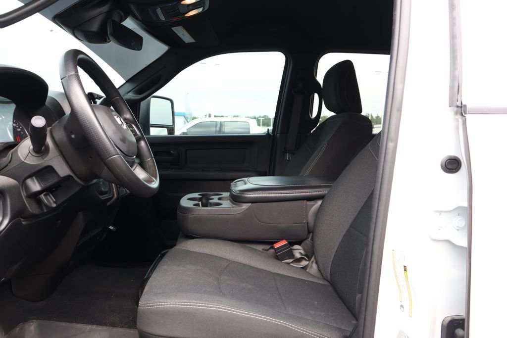 Used 2025 RAM 3500 Tradesman AWD/4WD image 14