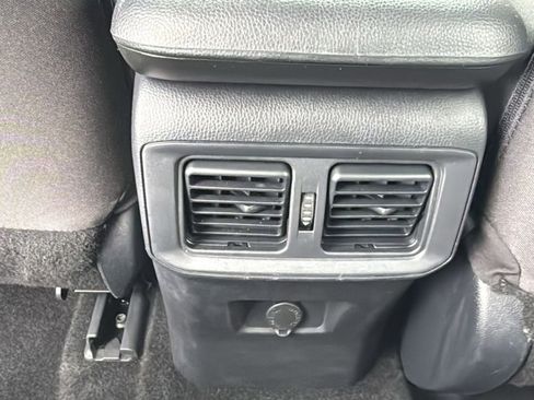 Certified 2025 Toyota RAV4 LE image 29