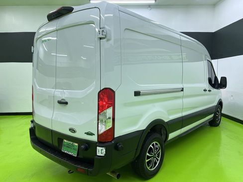 Used 2022 Ford Transit 250 Medium Roof w/ Load Area Protection Package RWD image 10