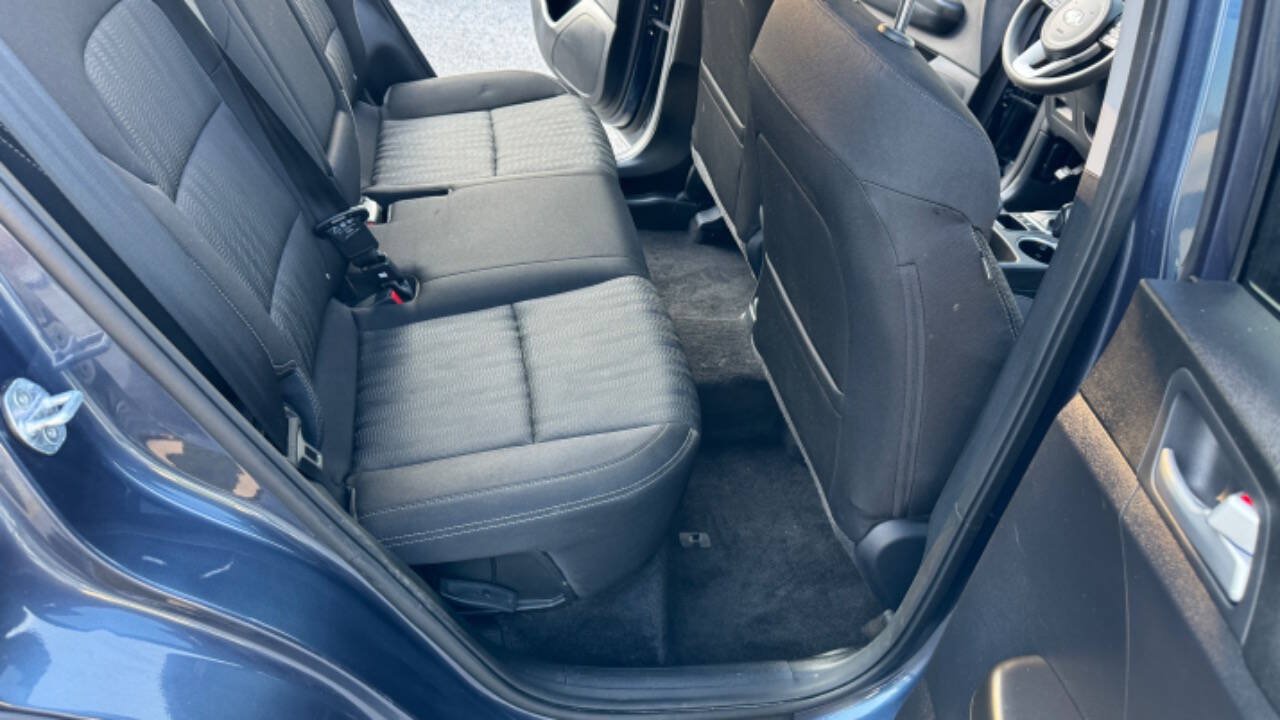 Used 2021 Kia Sportage LX AWD/4WD image 15