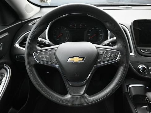 Used 2024 Chevrolet Malibu LT FWD image 15