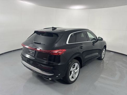 Used 2025 Audi Q5 Premium Plus w/ Premium Plus image 7